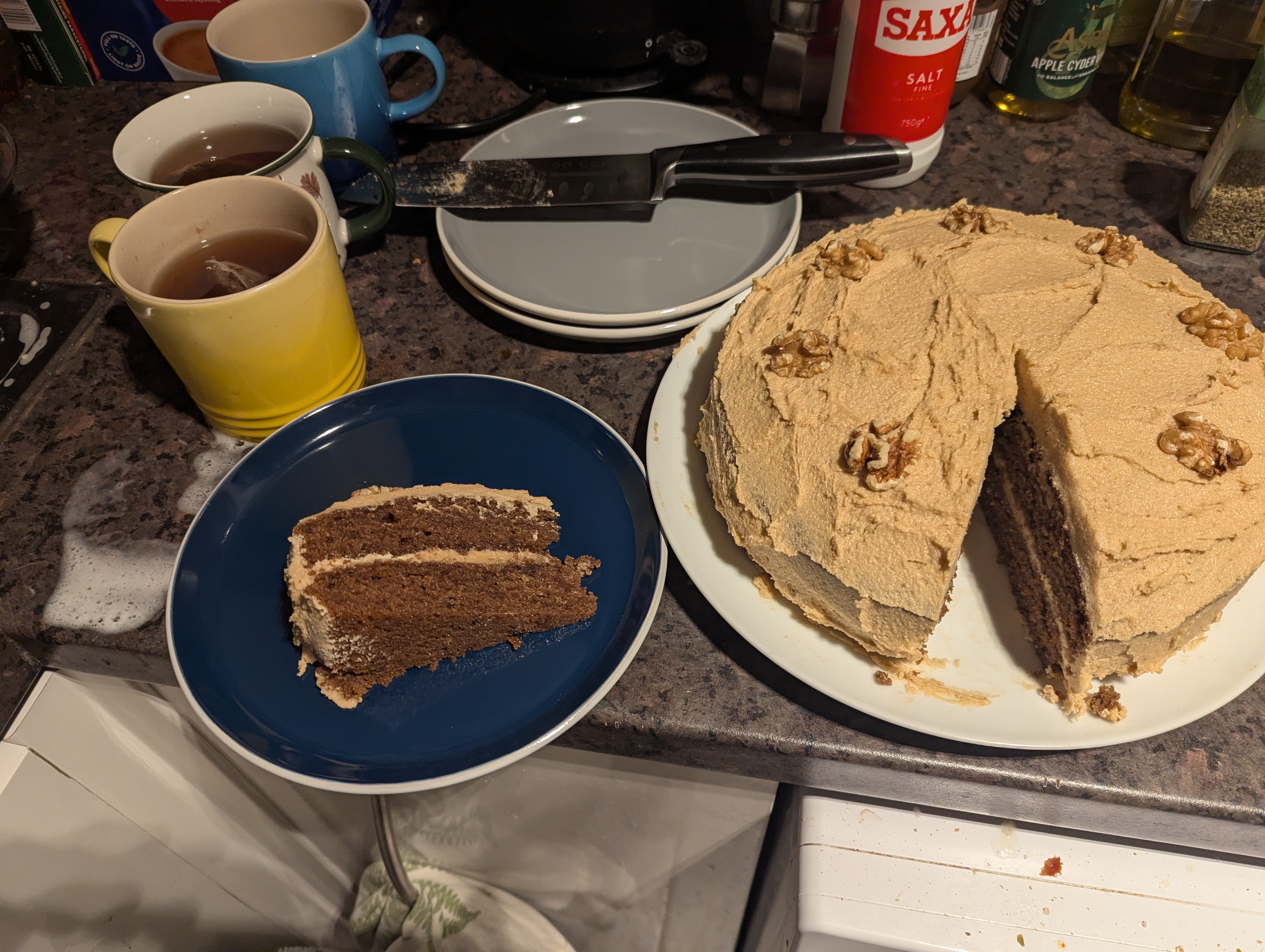 Coffee and Walnut cake